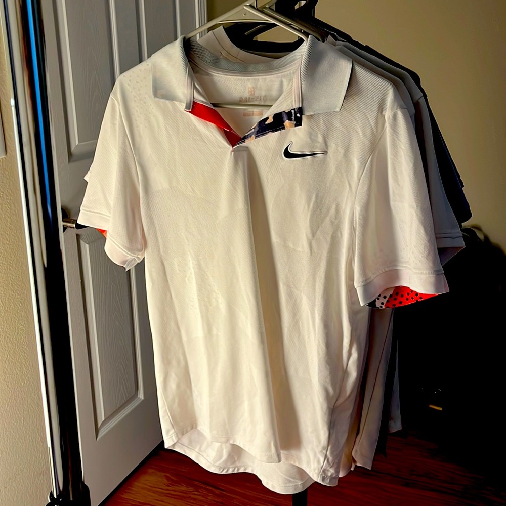nike dri fit tennis shirt
